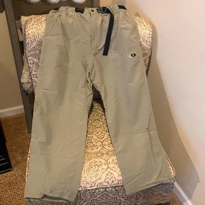 Mossy Oak lightweight hiking pants